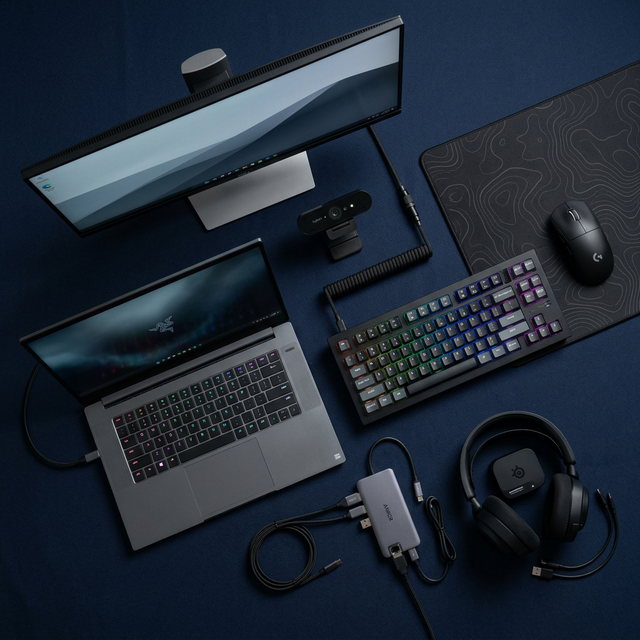 Equipos de cómputo y accesorios